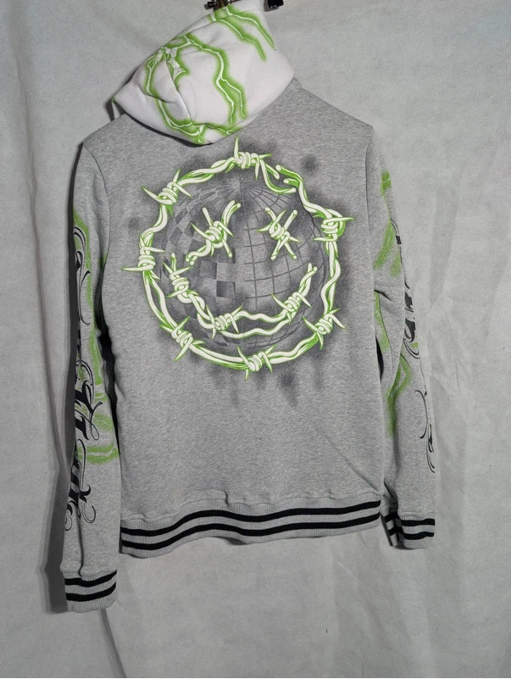 NWT Rebel Minds Mens M Snap Varsity Jacket Hoodie Barbed Wire Smiley Grey - Picture 4 of 8